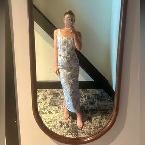 Yellow the label two piece set